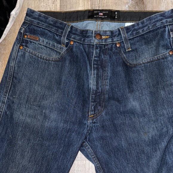 Smith & Rogue - Picture 2 of 6